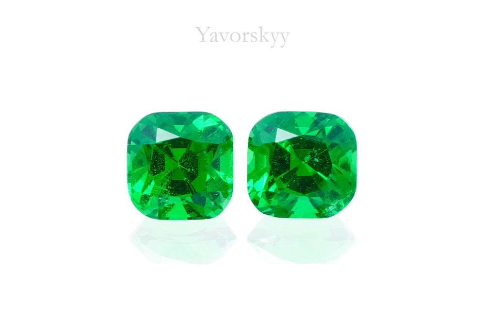 Tsavorite 0.19 ct / 2 pcs