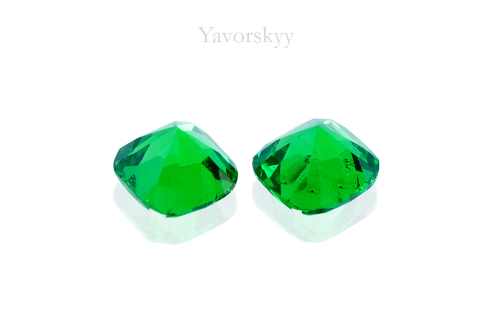 Tsavorite 0.19 ct / 2 pcs