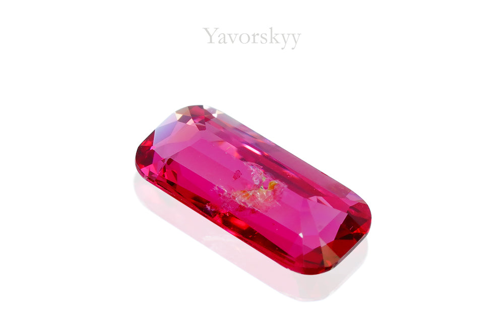 Cushion cut spinel 0.26 ct bottom view image