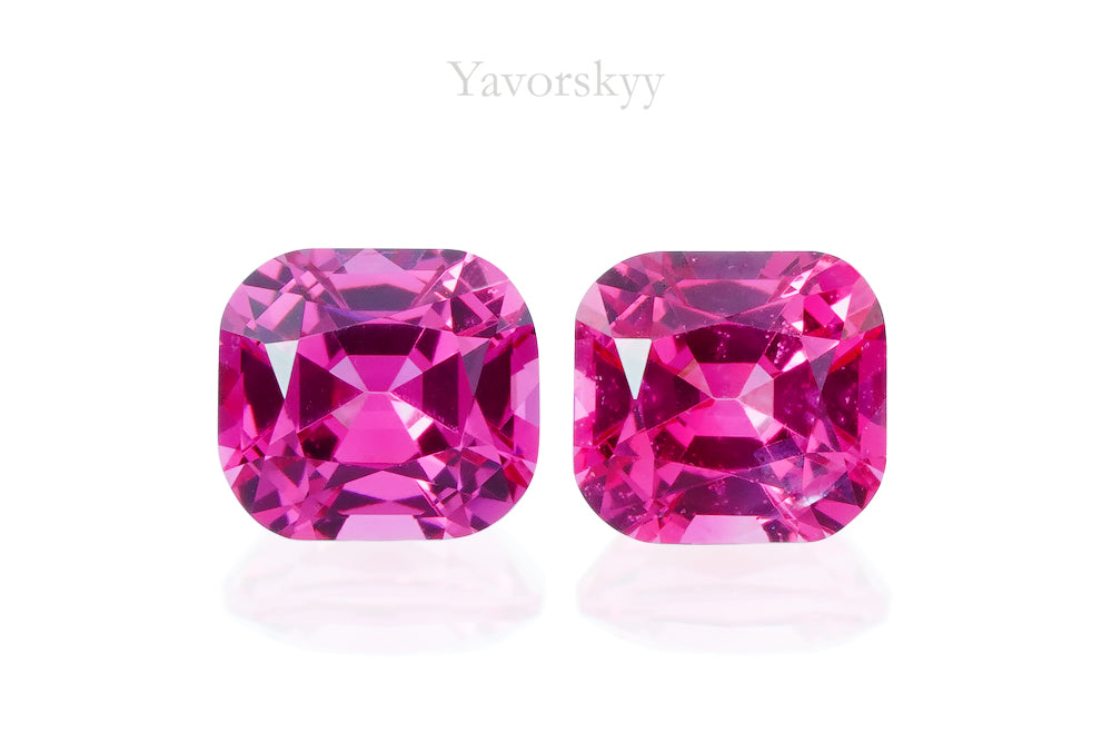 Red Spinel 0.37 ct / 2 pcs