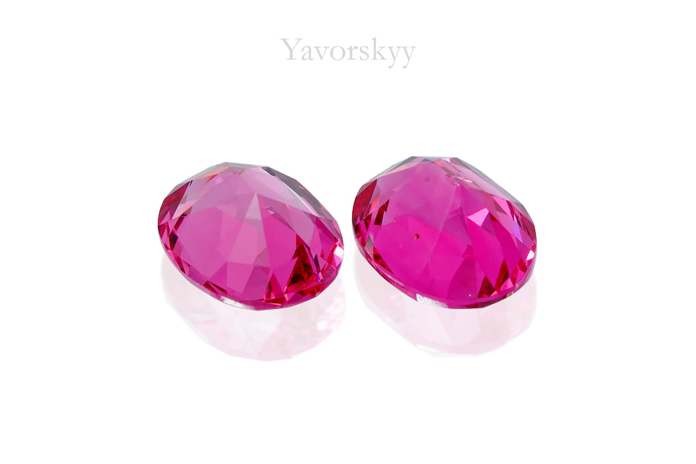 Natural spinel inclusions