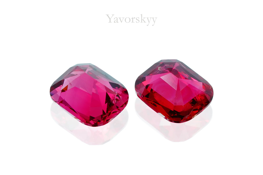 Red Spinel 0.77 ct / 2 pcs