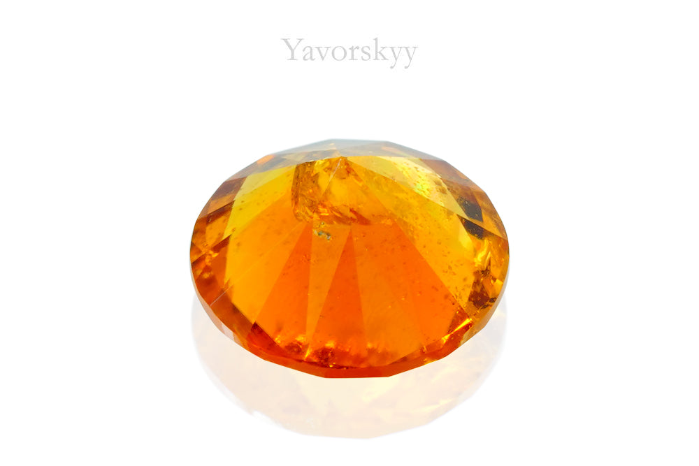 Beautiful clinohumite 0.85 ct picture
