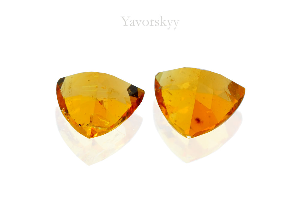 Clinohumite 0.89 ct / 2 pcs
