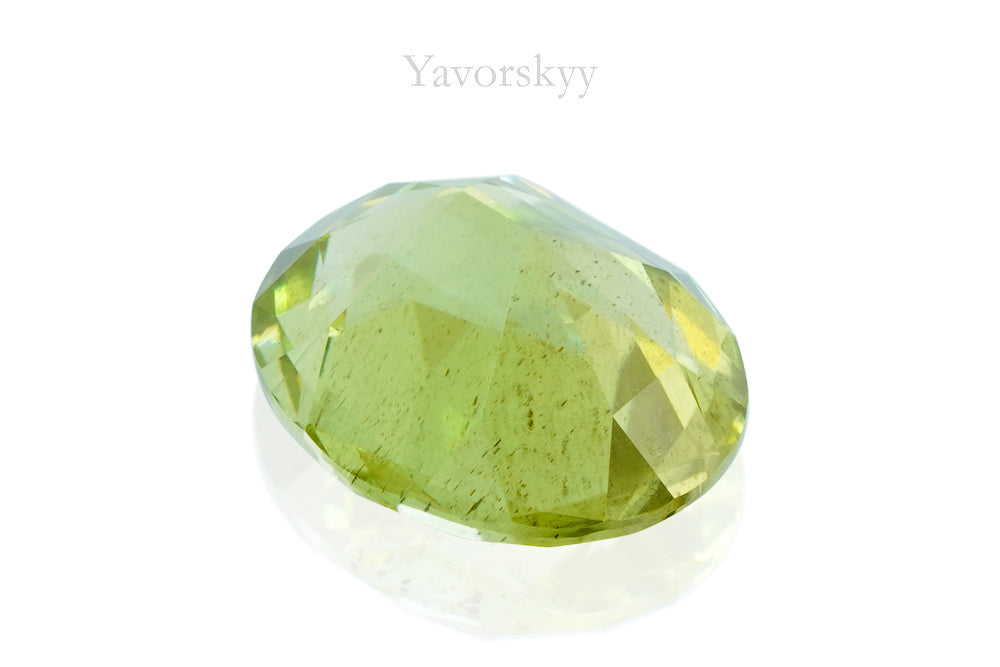Photo of bottom view of peridot 1.16 carats