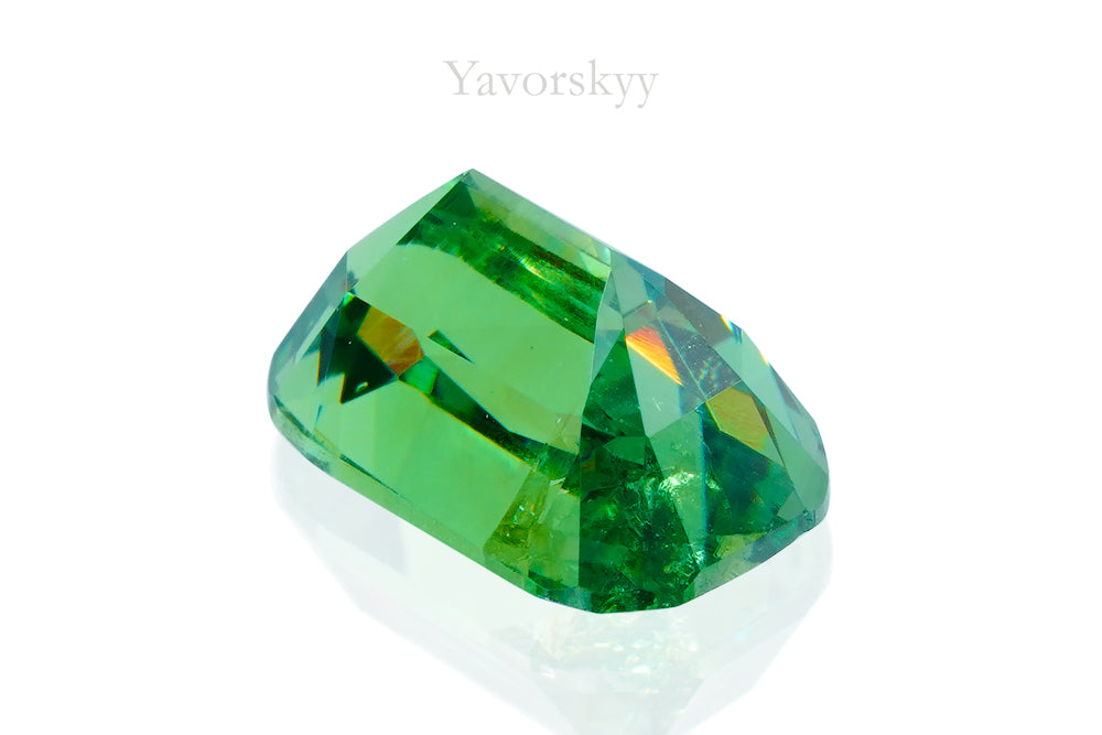 Image of demantoid 1.35 cts cushion cut