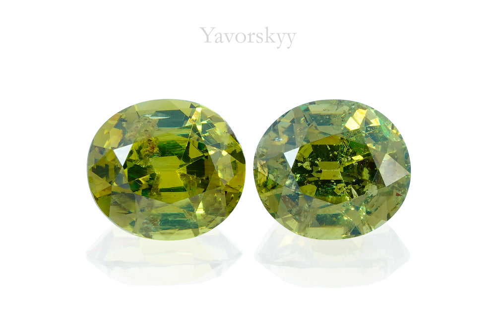 Demantoid 2.28 cts / 2 pcs