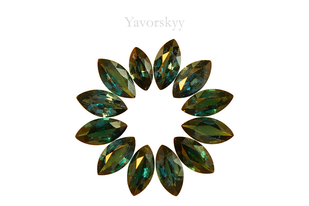 Color-change Garnet 2.39 cts / 12 pcs