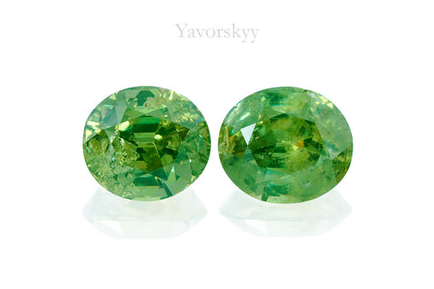 Demantoid 2.87 cts / 2 pcs