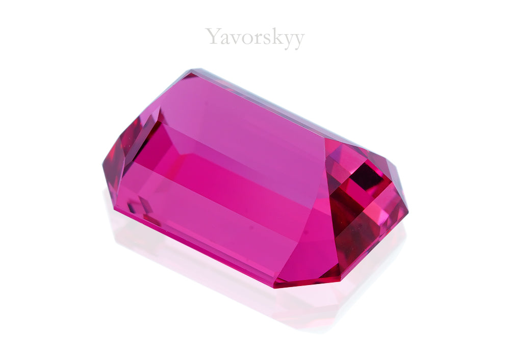 Pinkish-Red Spinel Tanzania 5.01 cts - Yavorskyy