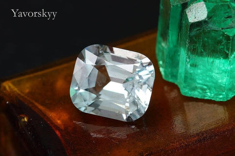 Image of aquamarine 2.78 carats top view