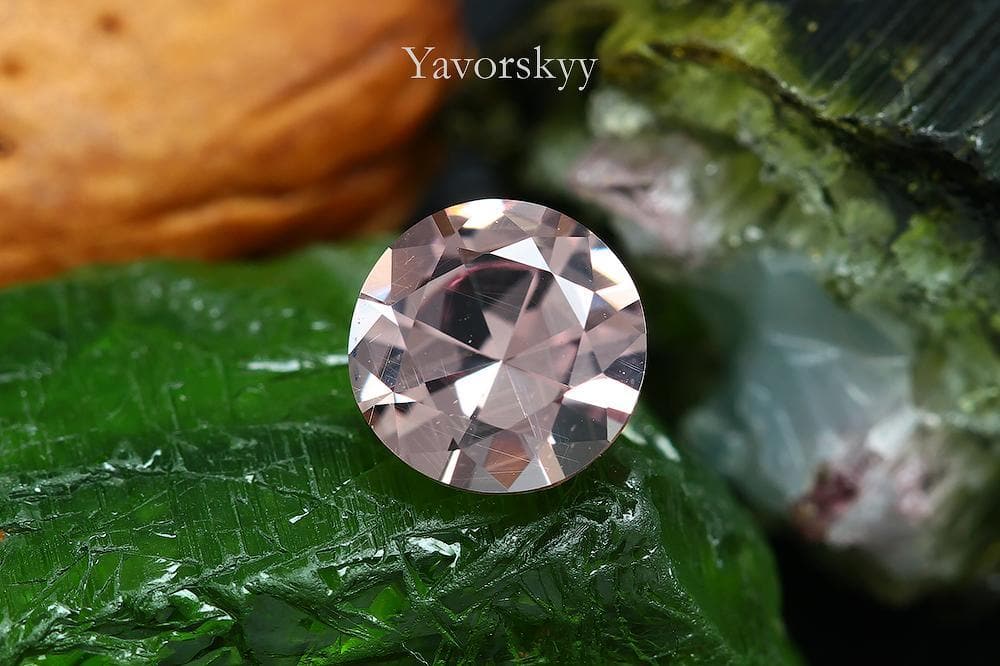 Malaia Garnet Pics