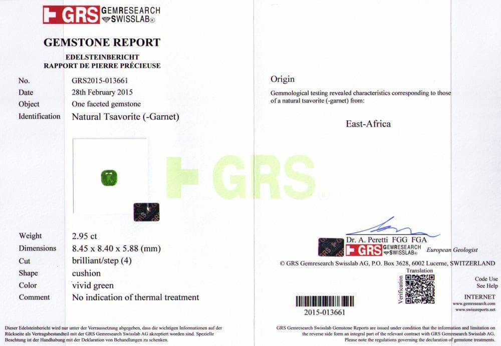 A certificate photo of 2.95 cts green tsavorite