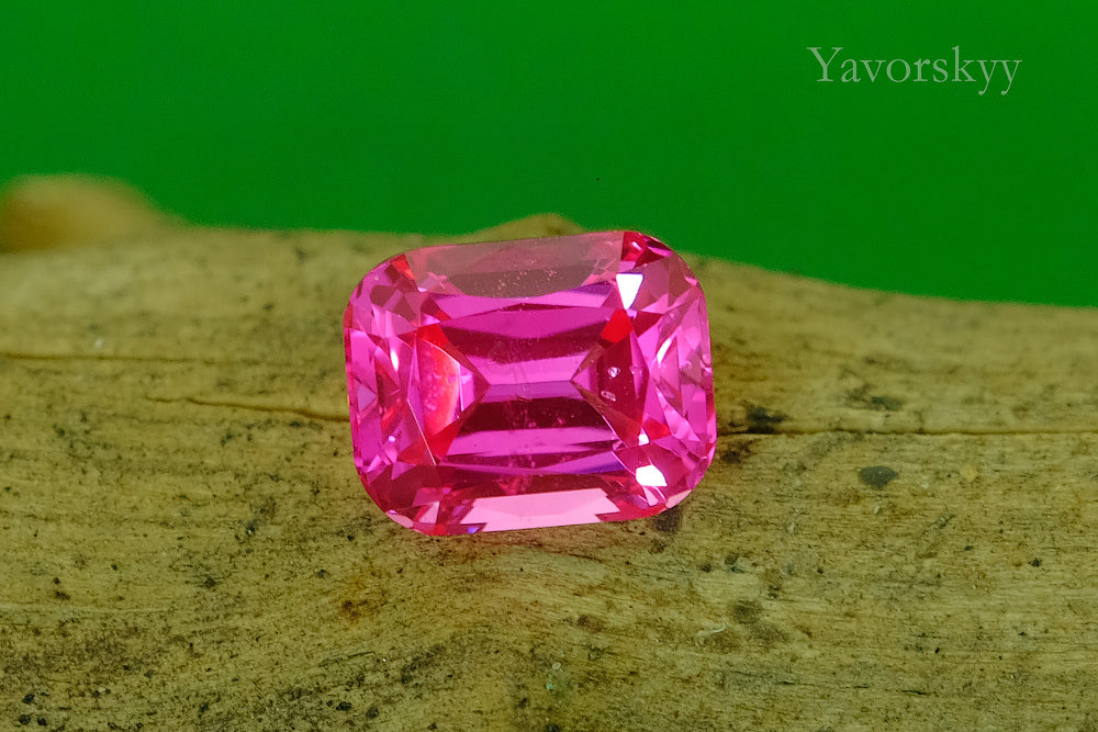Pinkish-Red Jedi Spinel 0.74 ct