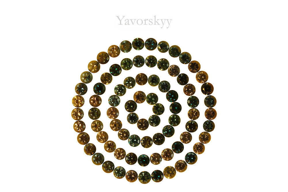 Color-change Garnet 12.24 cts / 81 pcs