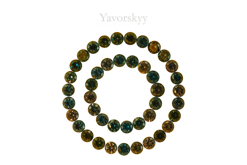 Color-change Garnet 9.04 cts / 43 pcs