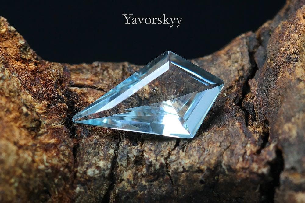 Top view photo of aquamarine 0.41 ct