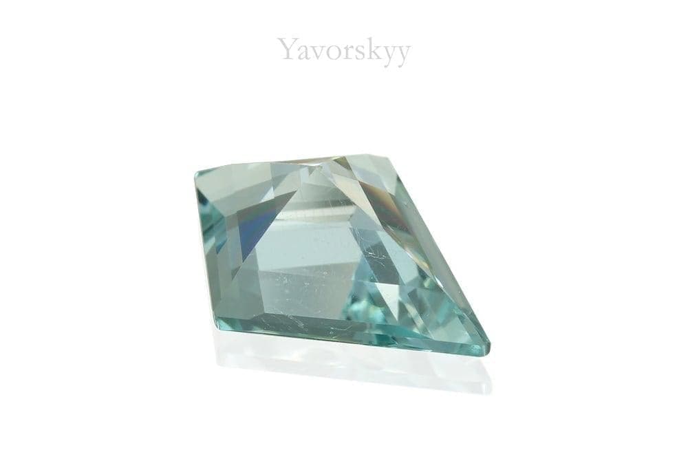 Photo of bottom view of aquamarine 0.71 ct