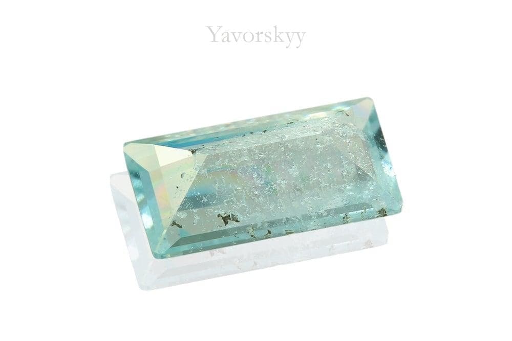 Photo of bottom view of 0.94 ct aquamarine