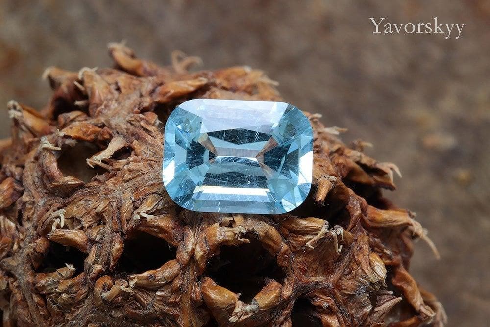 A photo of fine aquamarine 1.48 cts