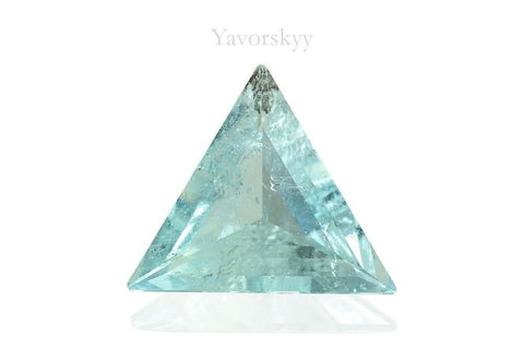 The photo of triangle shape aquamarine 5.46 cts