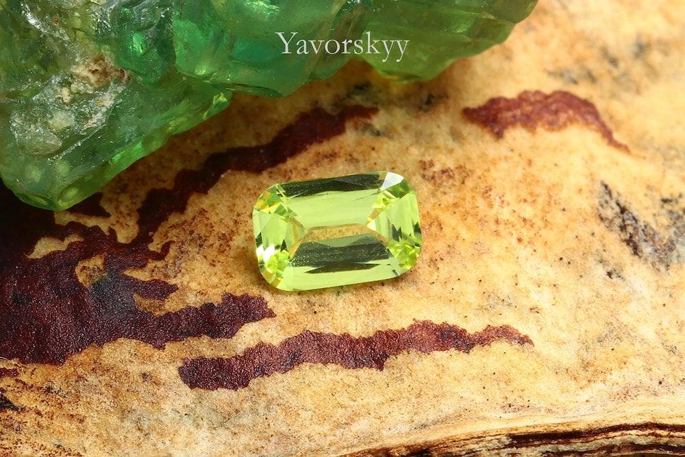 Yellow Chrysoberyl cushion shape 0.21ct photo