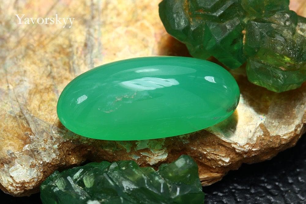 6.68 cts Chrysoprase