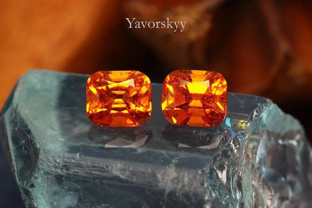 Image of of clinohumite 0.49 cts match pair