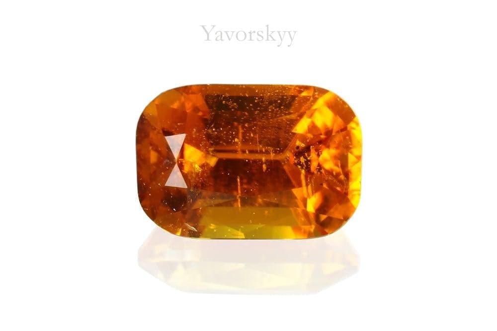 Clinohumite 0.60 carat front view picture