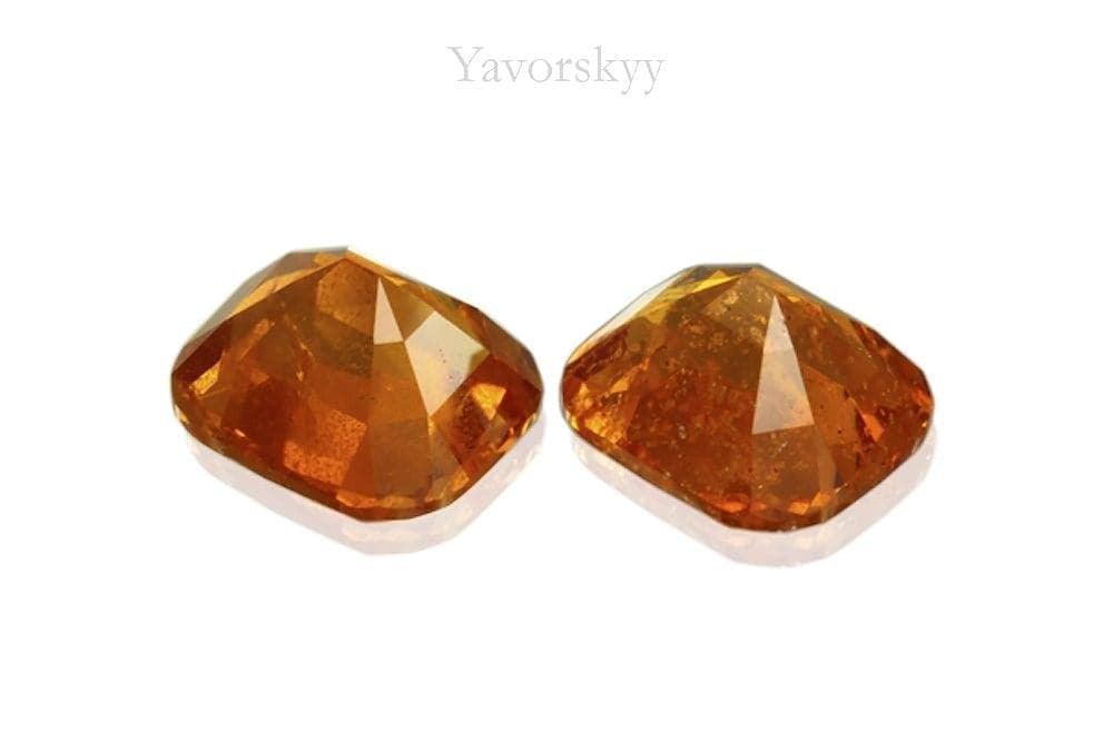 Pair of clinohumite cushion 0.91 ct back side photo
