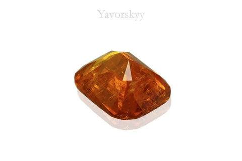 Bottom view picture of 0.96 ct clinohumite cushion
