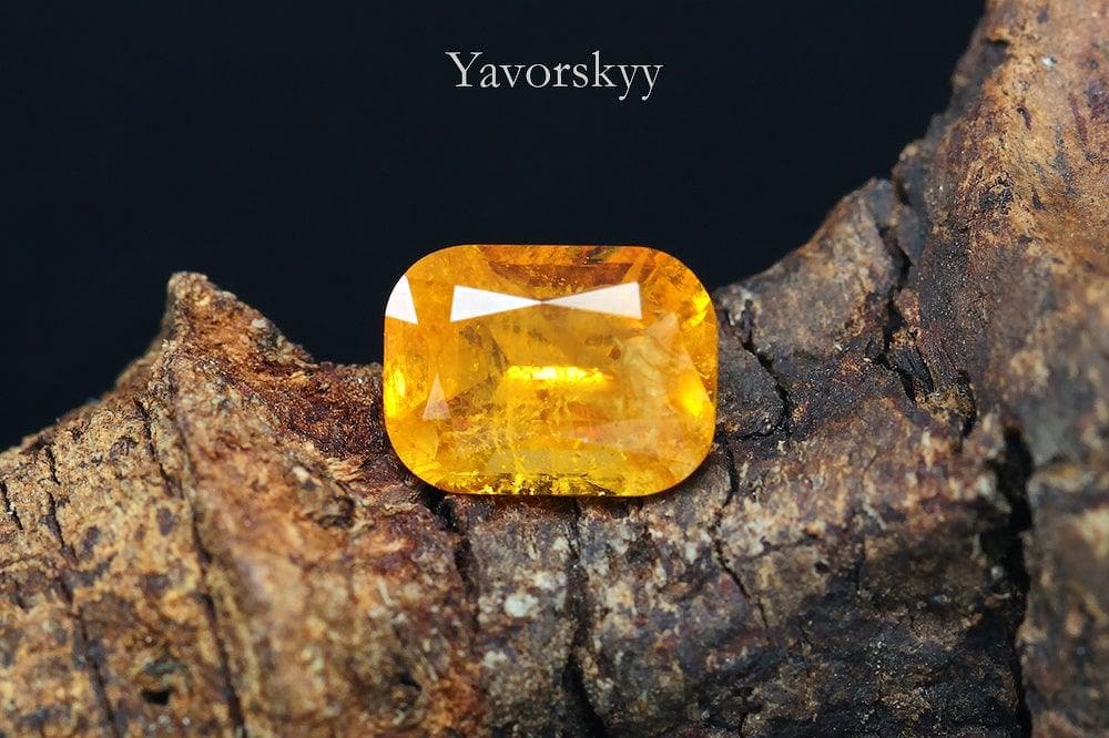 Top view photo of clinohumite 1.19 carats