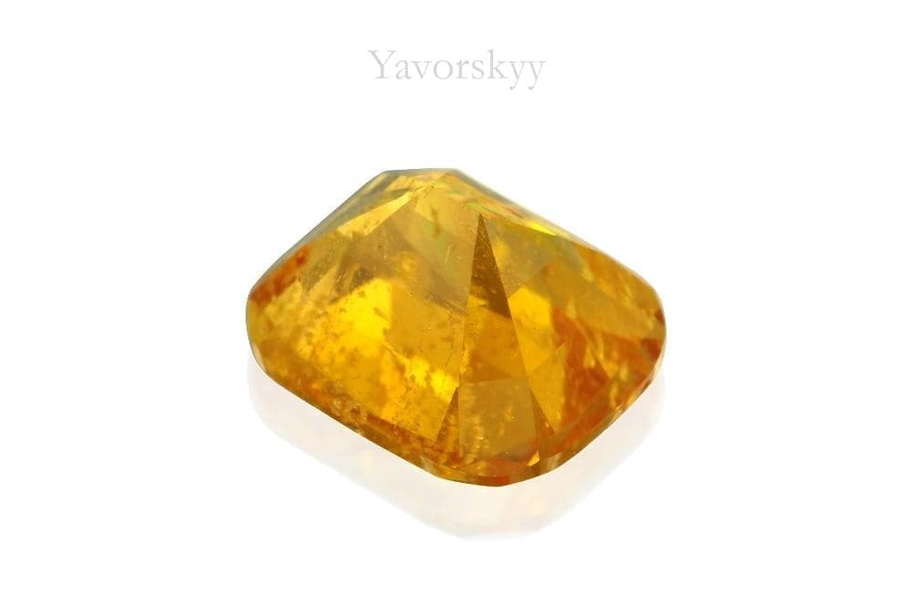 Bottom view picture of a beautiful clinohumite 1.28 carats