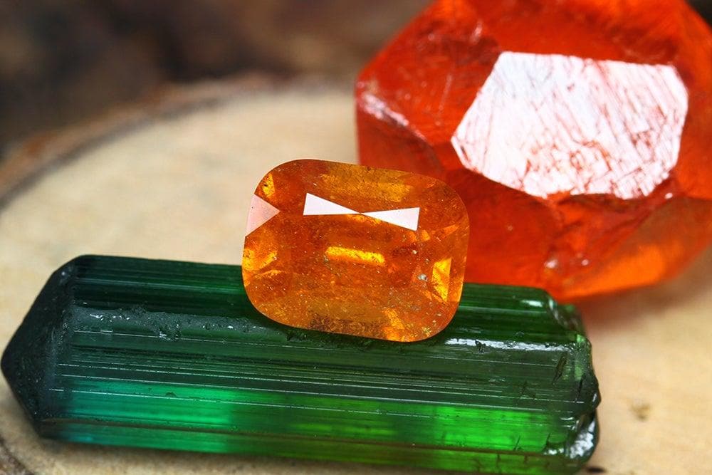 Top view photo of clinohumite 1.97 cts