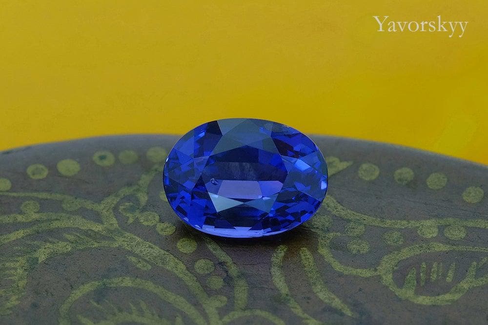 Fine spinel