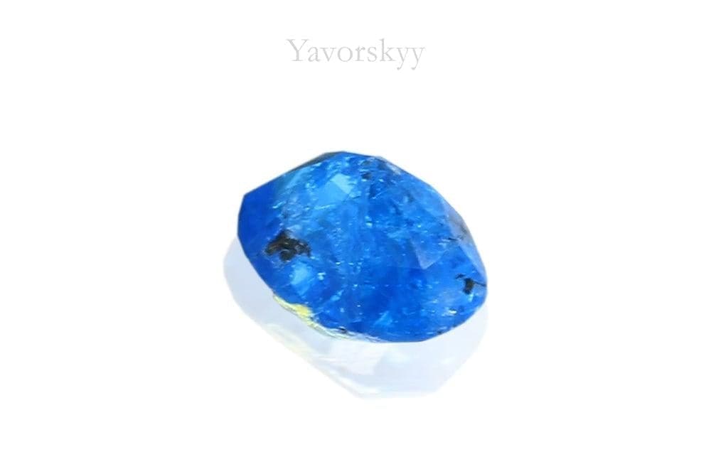 Back side picture of 0.09 ct blue spinel