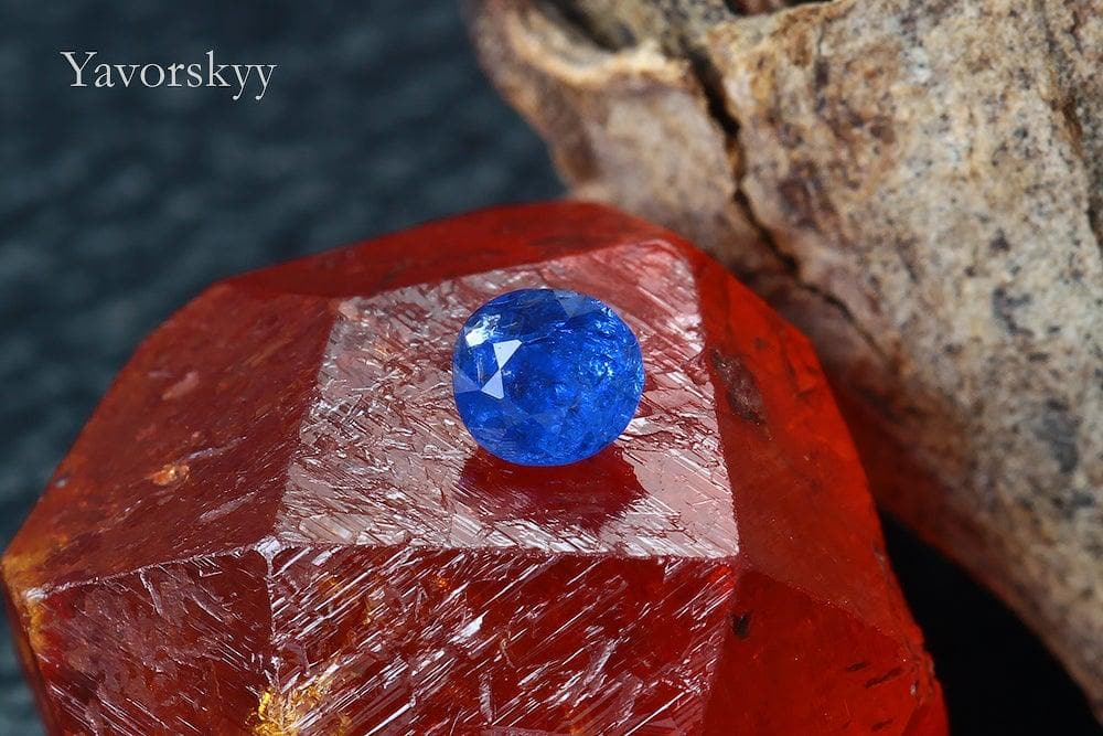 0.11ct Vietnam Cobalt blue Spinel picture