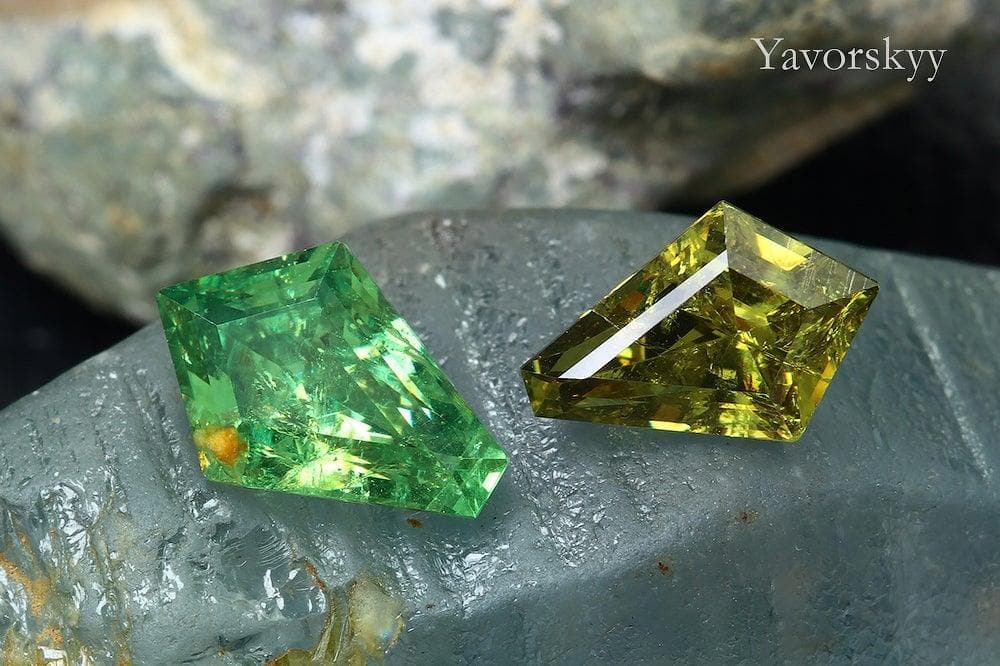 Matched pair demantoid fancy cut 2.04 carats image
