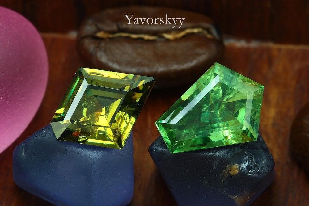 Picture of match pair demantoid 2.75 carats fancy shape