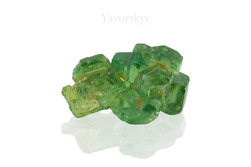 Photo of demantoid 10.62 cts crystal cut