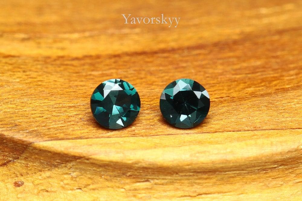 Natural green tourmaline 0.16 carat