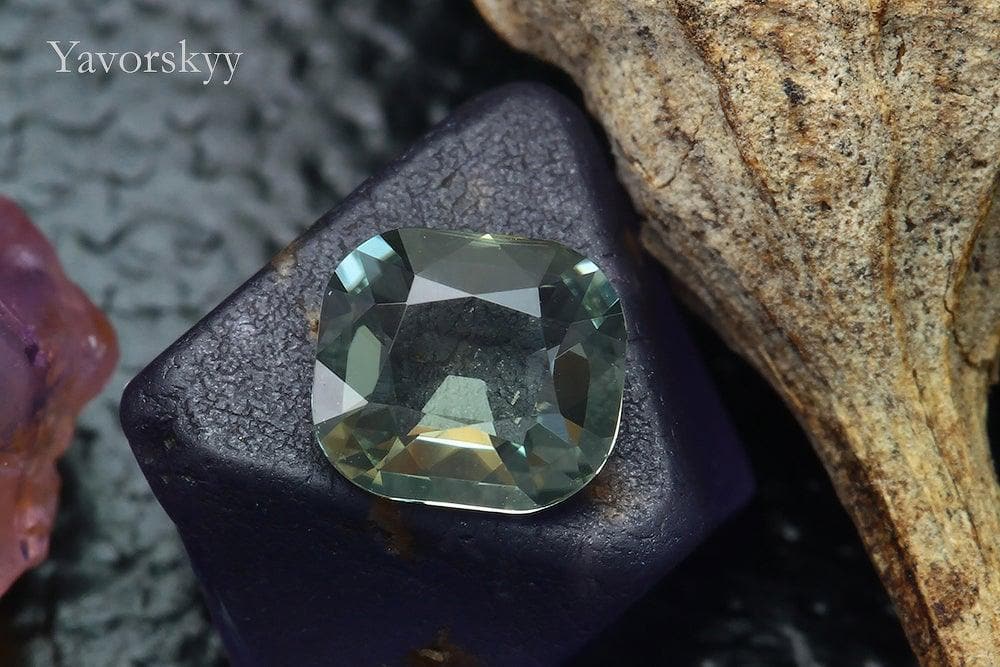 Pretty green tourmaline 0.32ct photo