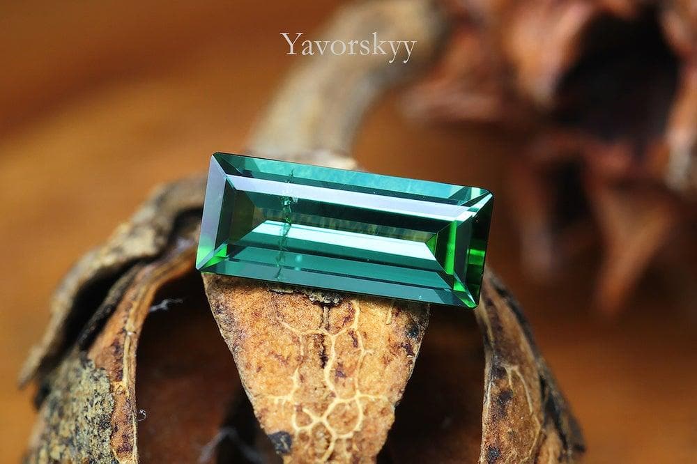 Natural green tourmaline 0.68 carat