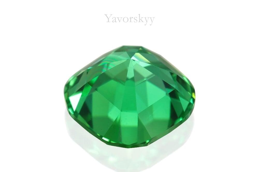 Back side photo of a green tourmaline 2.58 cts