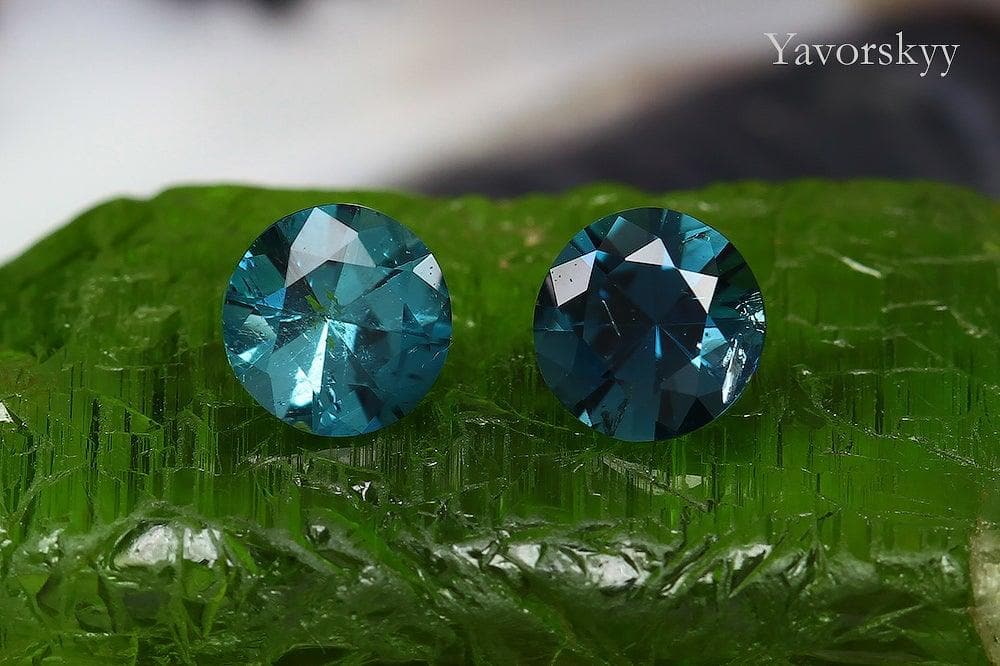Natural indigo tourmaline 0.40 carat