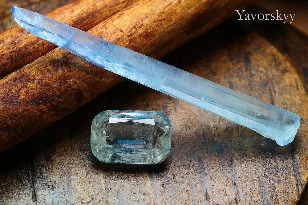 Cushion cut jeremejevite loose stone
