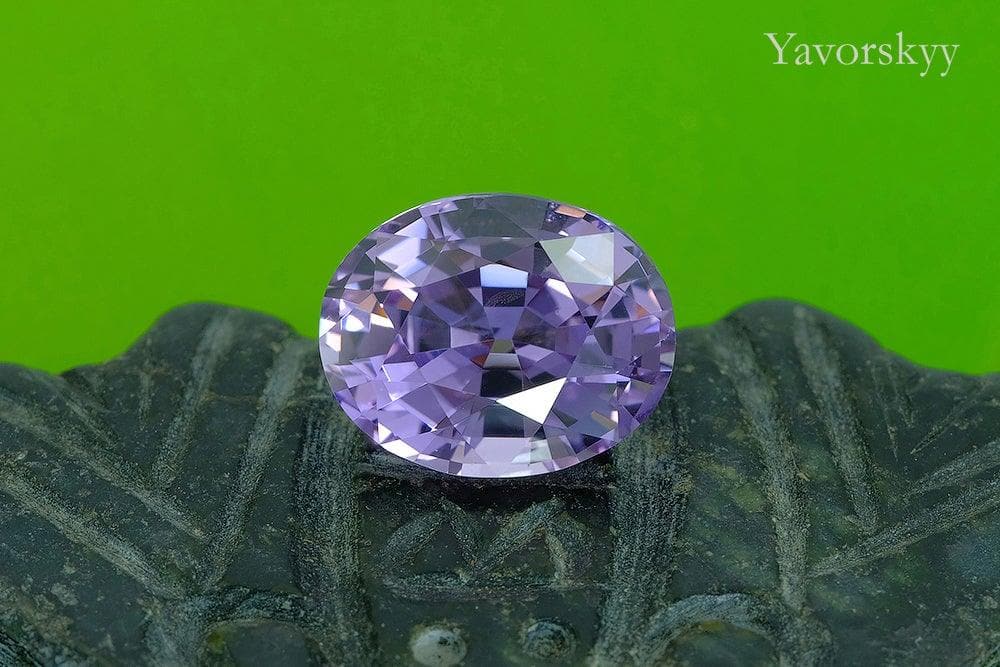 Oval shape spinel 6.93 carats front view photo