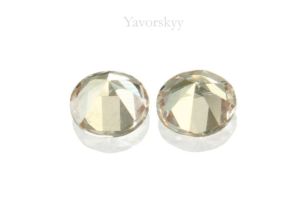 Photo of bottom view of malaia garnet 0.25 carat matched pair