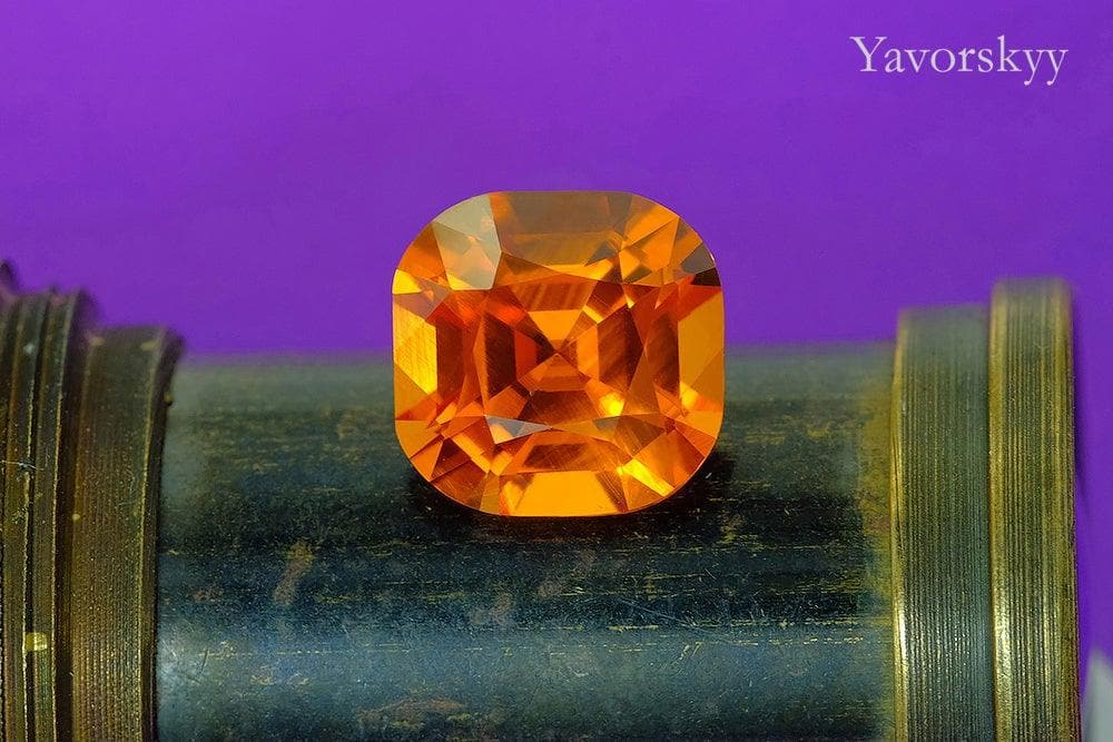 Mandarin Garnet 4.24 cts - Yavorskyy