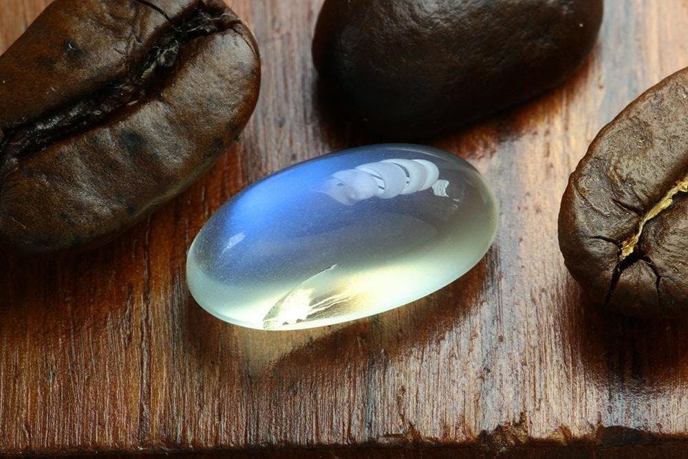 3.80 cts Moonstone